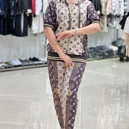 ست سوئیشرت شلوار طرح لویی