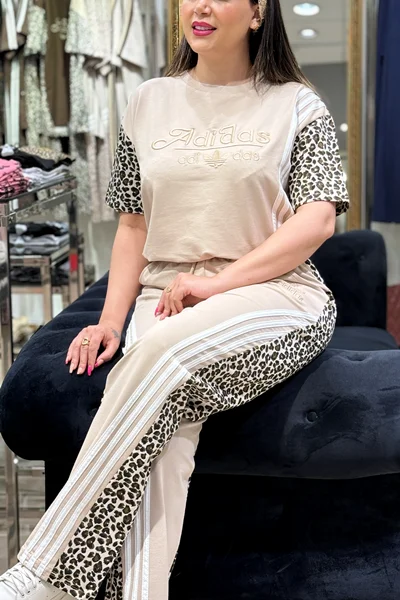 ست تیشرت و شلوار طرح adidas