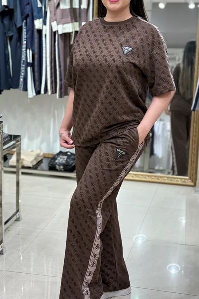 تیشرت شلوار مخمل کوب نواردوزی طرح Guess