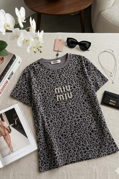 تیشرت پلنگی miumiu