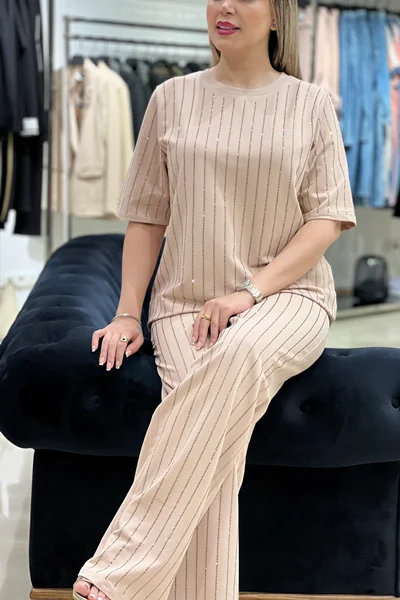 ست تیشرت شلوار طرح نگین آبشاری
