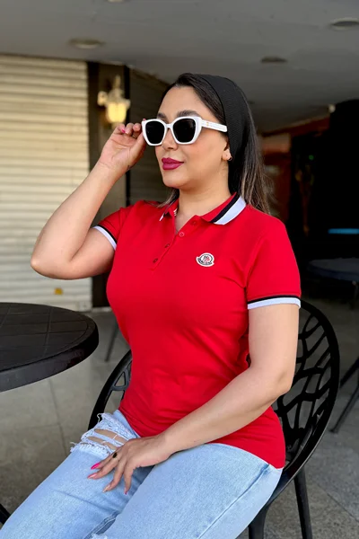 تیشرت طرح Moncler